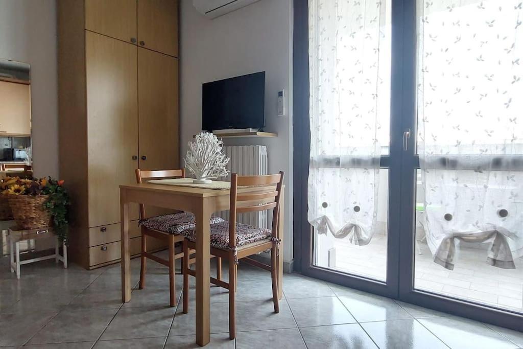 Deliziosa Casa Mignon Luisago Exterior foto
